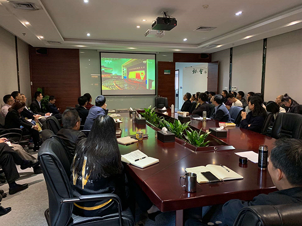 綠色動(dòng)力集團(tuán)組織集中觀看紀(jì)念改革開(kāi)放四十周年慶祝大會(huì)